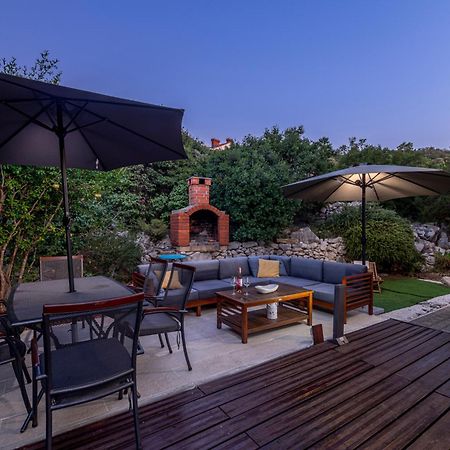 Apartment With Terrace And Mini Pool Green Gold Дубровник Экстерьер фото