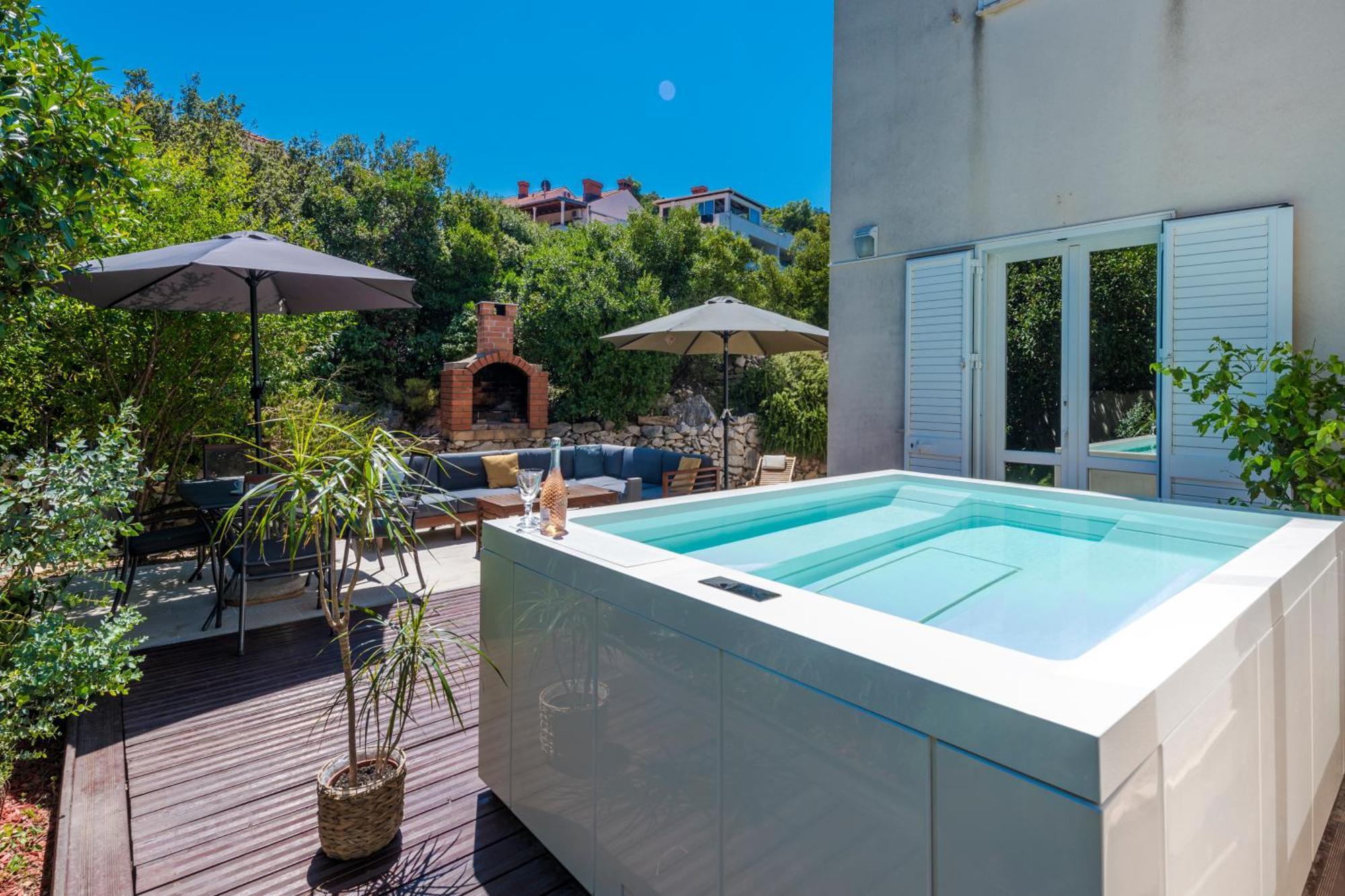 Apartment With Terrace And Mini Pool Green Gold Дубровник Экстерьер фото